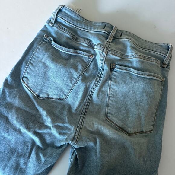 Abercrombie & Fitch Floral Embroidered High Rise Jeans - Picture 5 of 9